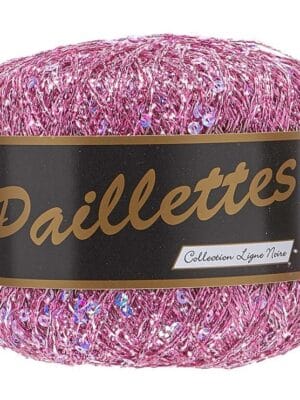 Sequin yarn